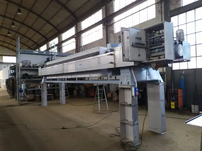 VERLICCHI SRL installs a 1000x1000 filter-press in a vinegar factory to Modena