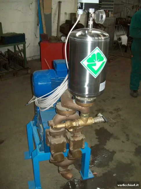 Pompa cu piston dublat VR80