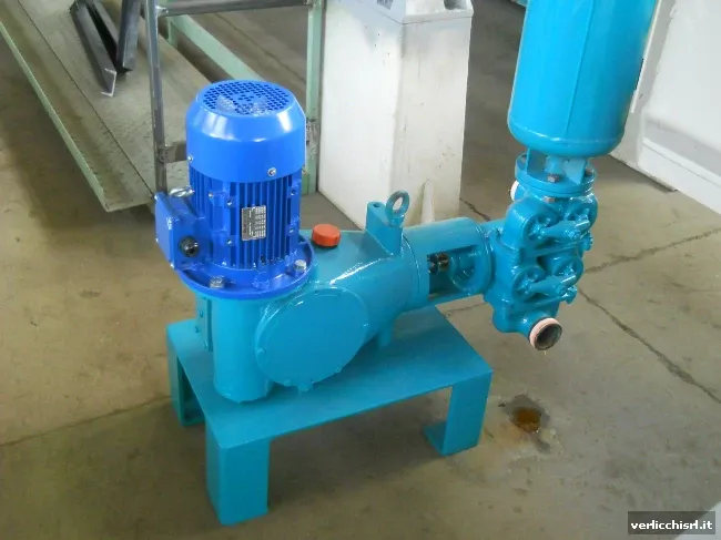N.04 piston feeding-pump DM1D model.